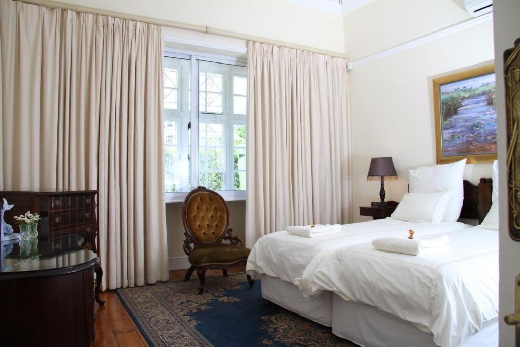 Apartment 5 Camp Street & Self-catering